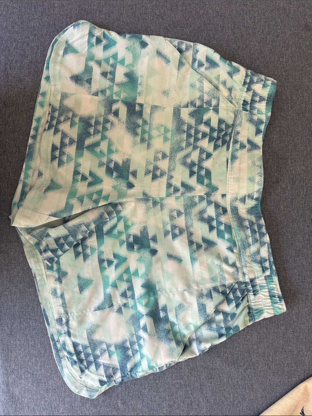 Women's Teal Geometric Athletic Shorts
